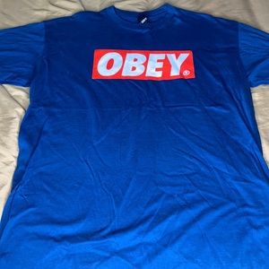 Obey t shirt